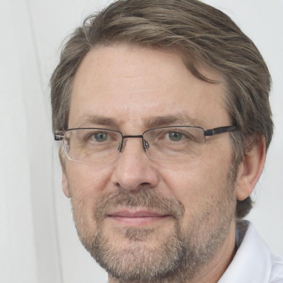 Ritratto di Matteo Conti, esperto di bellezza e formazione